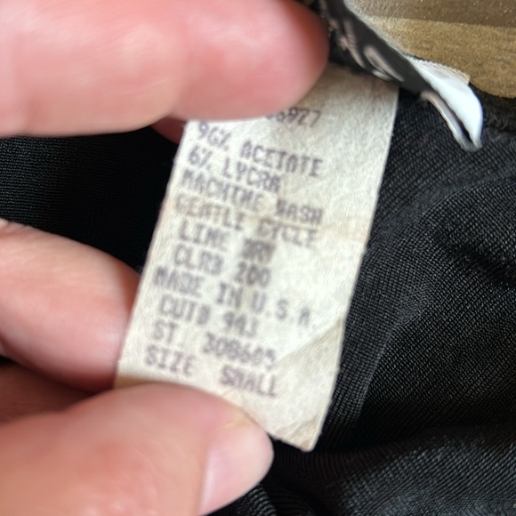 Judy’s black dress - Picture 4 of 5